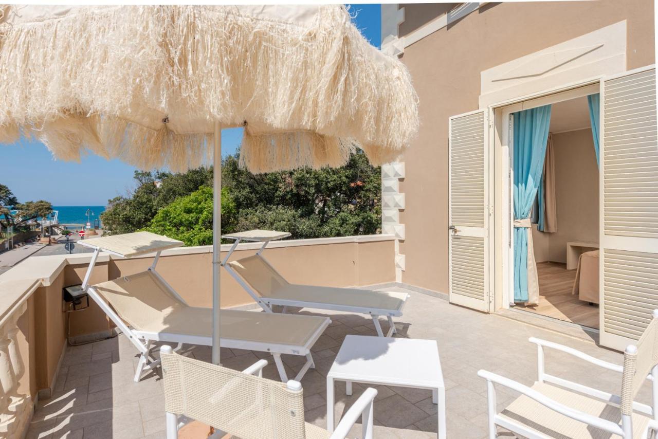 Hotel Villa Bolgheri Марина ди Кастането Кардучи Екстериор снимка